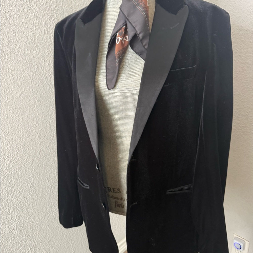 Zara Classic Black Velvet Tuxedo Jacket